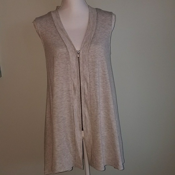 cg Tops - CG Grey Zip Vest Size Medium NWT